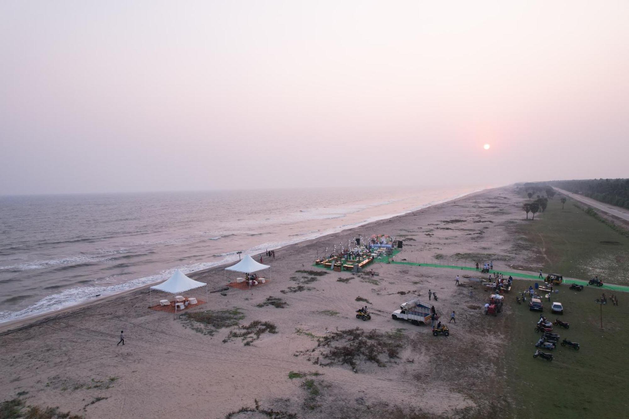 Coastline Beach Resort Perupalem Zewnętrze zdjęcie